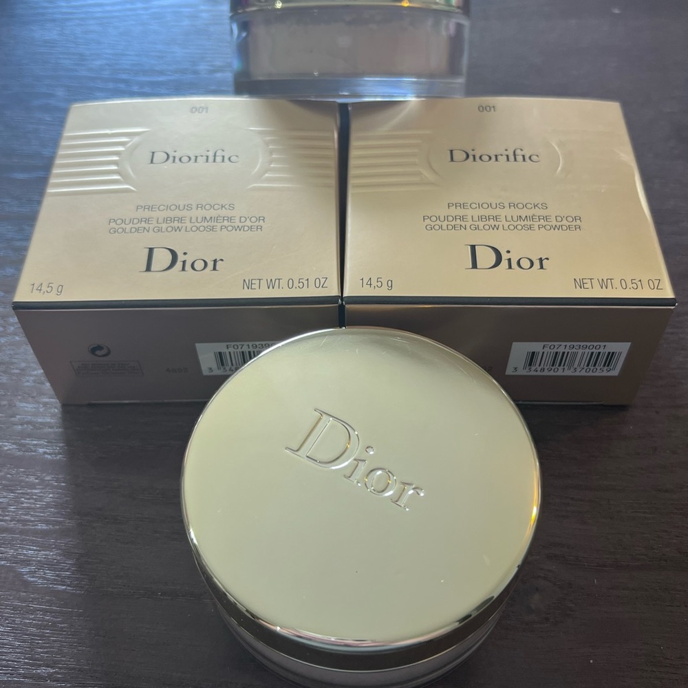 Dior Golden Glow Loose Powder Compact — Gold